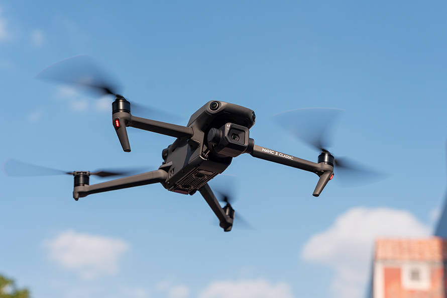 Capture Stunning Aerial Views: Mastering Drone Picture Techniques